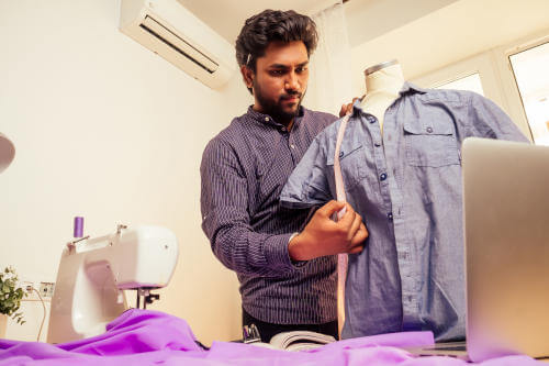 Measuring shirt in India